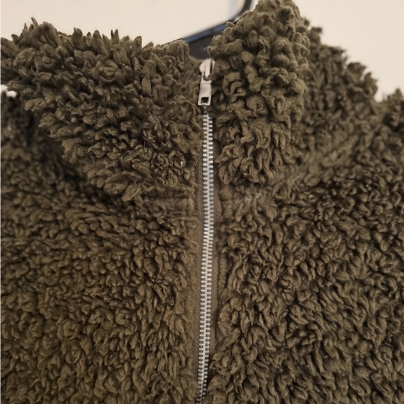 H&M Green Teddy Zip Pullover Jacket Women’s Medium Faux Shearling Fleece - Picture 3 of 9